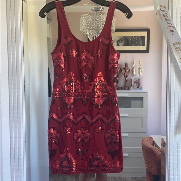 Wet Seal Dresses & Skirts - 💄💋 Wet Seal Sequin Bodycon Dress